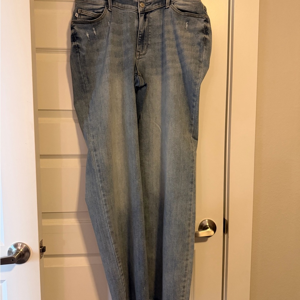 Judy Blue Classic Blue Straight Leg Jeans